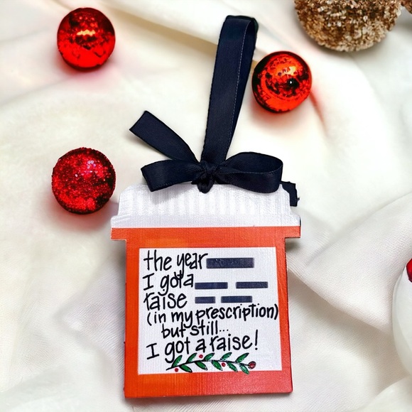 🎄🤣 2024 Handmade Prescription Bottle Christmas Ornament - Limited Edition!🎄🤣 - Picture 5 of 7